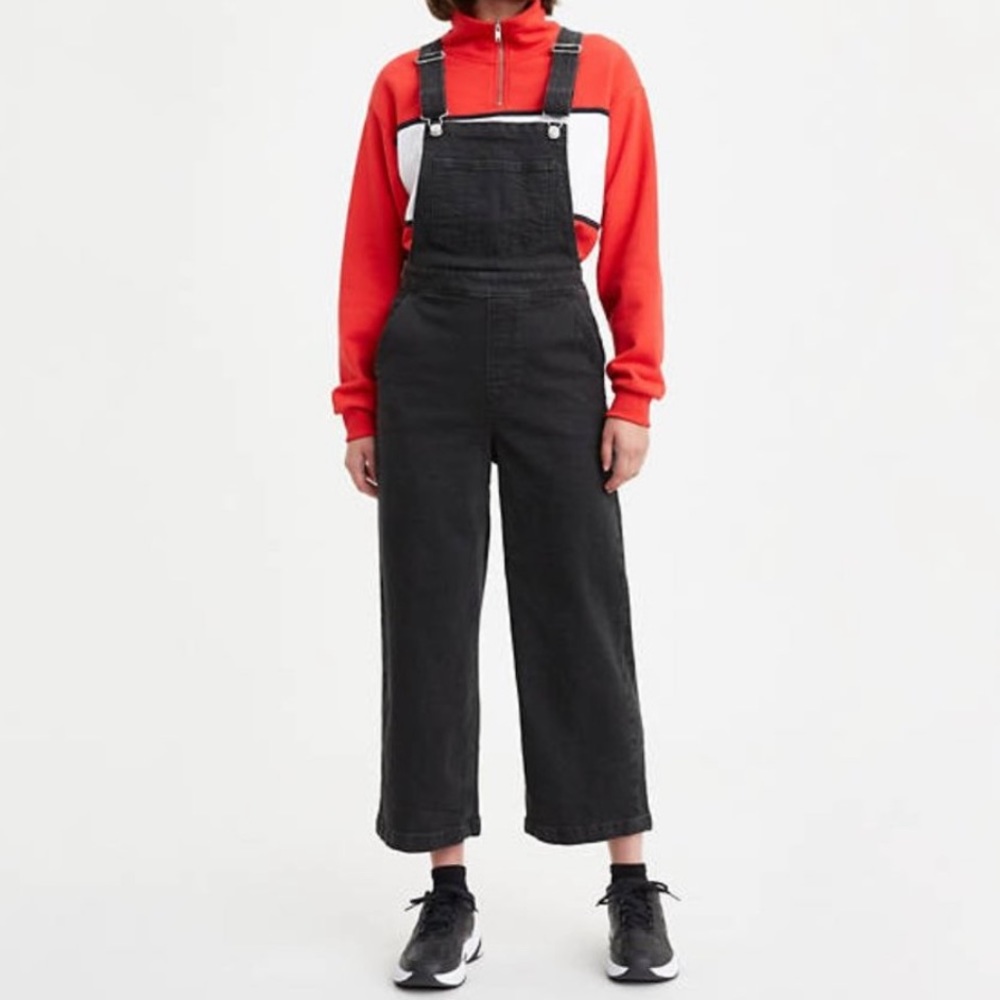 Levi's Ribcage Wide Leg Crop Overalls size 27